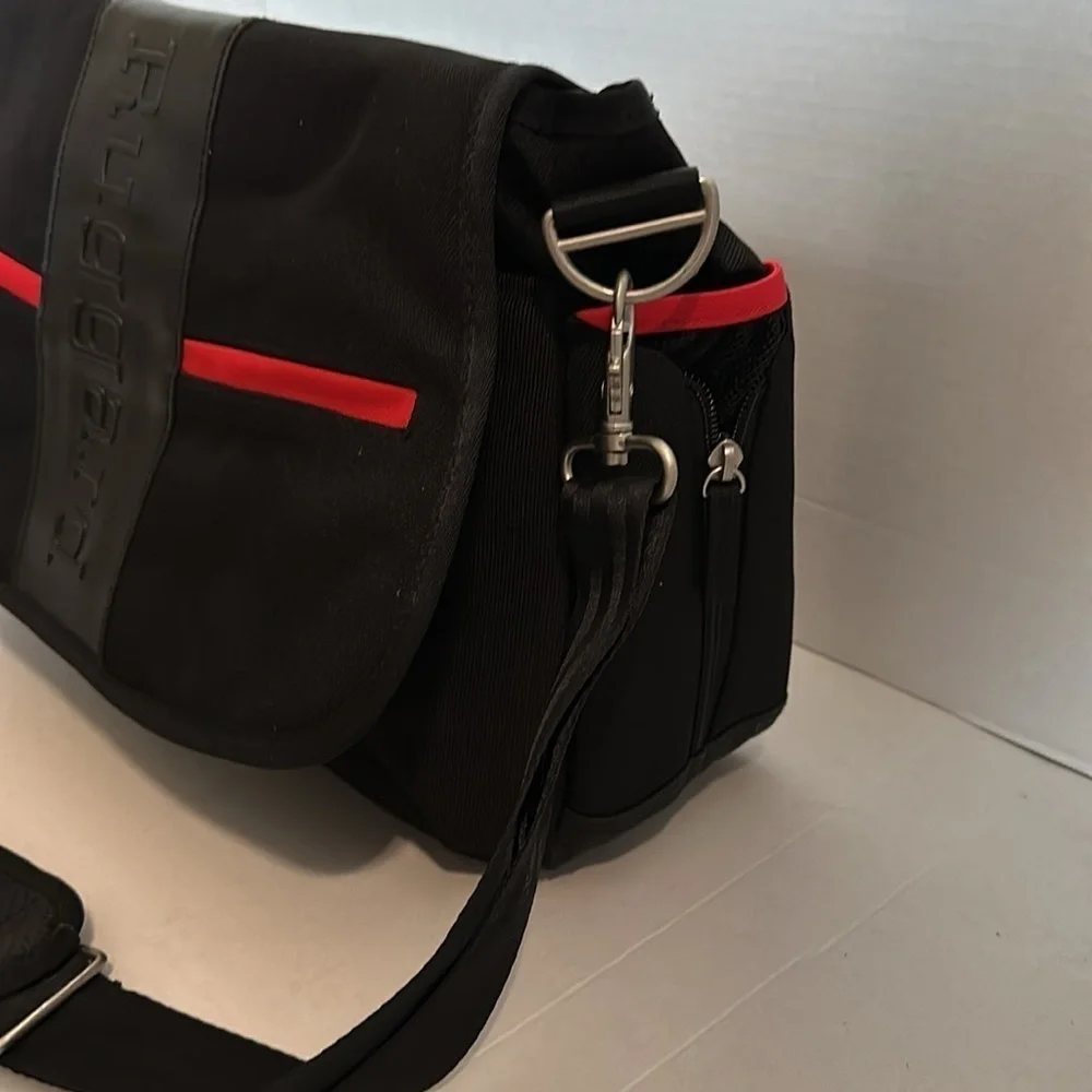Ruggard Red Series Scarlet Tech Messenger Bag black and red